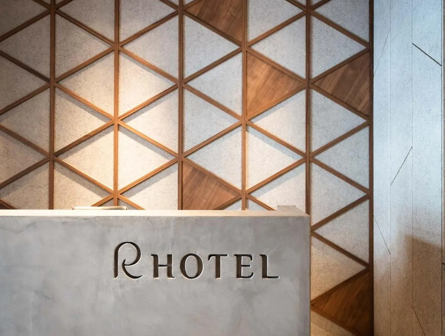 R Hotel Namba South Osaka